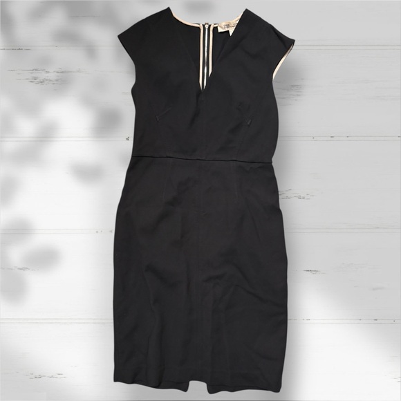 Diane von Furstenberg Black Sheath Dress | Size 8 | Minimalist Capsule Wardrobe - Picture 4 of 6